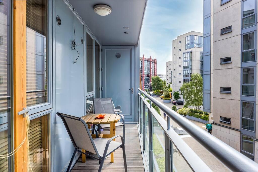 Lovely 2 Bedroom Apartment With Balcony Dublin Exteriör bild